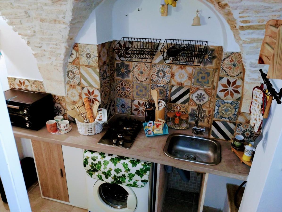 Al Bianco Nido White Stone Apt In Martina Franca Exterior photo